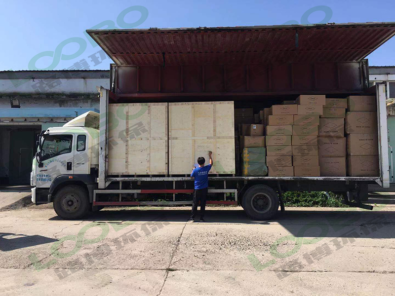 路博環(huán)保|新款濾筒除塵器出口海外